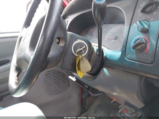 45073109 :رقم المزاد ، 3B6MF3651XM569844 vin ، 1999 Dodge Ram 3500 St مزاد بيع
