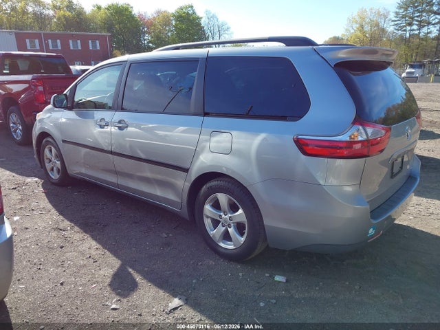 Aukcja sprzedaży 2015 Toyota Sienna Le 8 Passenger, vin: 5TDKK3DC3FS657213, numer aukcji: 45073116