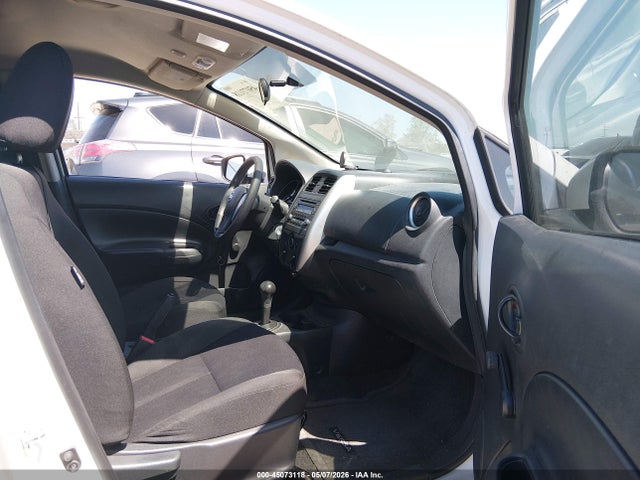 2016 Nissan Versa Note S Plus მანქანა იყიდება აუქციონზე, vin: 3N1CE2CP4GL380740, აუქციონის ნომერი: 45073118