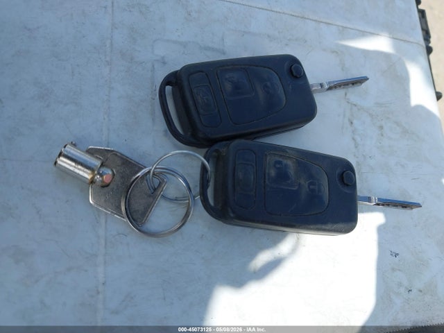 45073125 :رقم المزاد ، WD3PE8CC6D5776818 vin ، 2013 Mercedes-benz Sprinter 2500 High Roof مزاد بيع