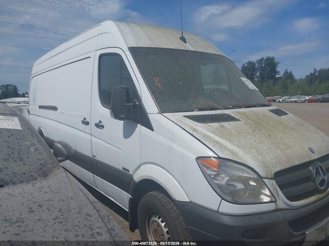 45073125 :رقم المزاد ، WD3PE8CC6D5776818 vin ، 2013 Mercedes-benz Sprinter 2500 High Roof مزاد بيع