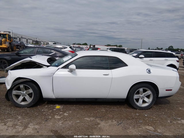 45073144 :رقم المزاد ، 2C3CDYAG4DH708611 vin ، 2013 Dodge Challenger Sxt Plus مزاد بيع