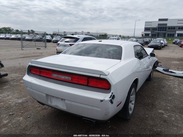45073144 :رقم المزاد ، 2C3CDYAG4DH708611 vin ، 2013 Dodge Challenger Sxt Plus مزاد بيع