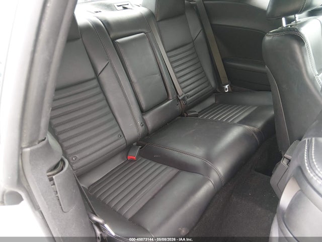 45073144 :رقم المزاد ، 2C3CDYAG4DH708611 vin ، 2013 Dodge Challenger Sxt Plus مزاد بيع