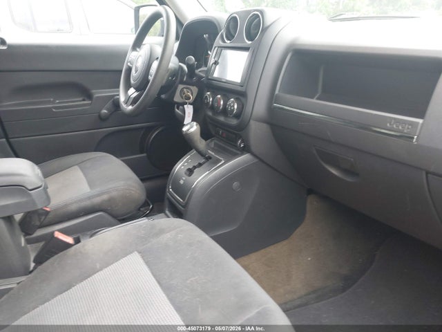 45073179 :رقم المزاد ، 1C4NJPBA6GD774497 vin ، 2016 Jeep Patriot Sport مزاد بيع