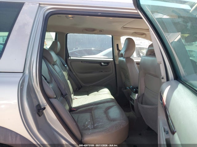 2004 Volvo Xc70 2.5t მანქანა იყიდება აუქციონზე, vin: YV1SZ59H341153857, აუქციონის ნომერი: 45073189