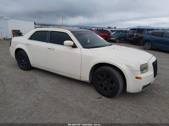 Продажа на аукционе авто 2007 Chrysler 300, vin: 2C3LA43R57H600664, номер лота: 45073197