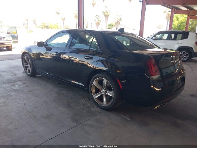 2019 Chrysler 300 300s მანქანა იყიდება აუქციონზე, vin: 2C3CCABG8KH538744, აუქციონის ნომერი: 45073209