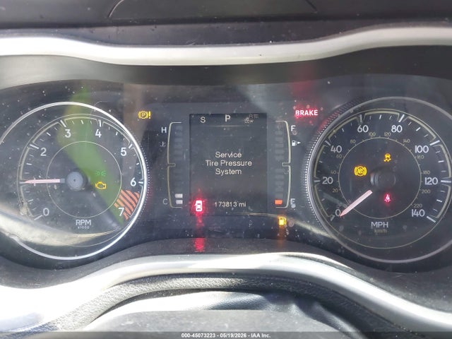 45073223 :رقم المزاد ، 1C4PJLAB2EW112929 vin ، 2014 Jeep Cherokee Sport مزاد بيع