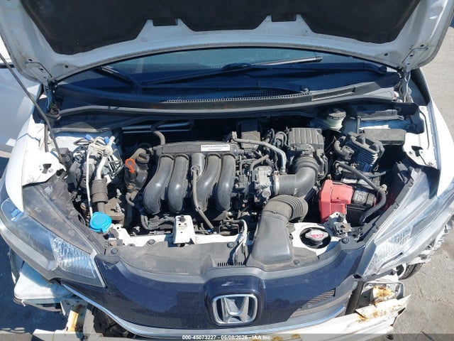 45073227 :رقم المزاد ، 3HGGK5H89FM759897 vin ، 2015 Honda Fit Ex/ex-l مزاد بيع