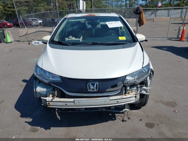 45073227 :رقم المزاد ، 3HGGK5H89FM759897 vin ، 2015 Honda Fit Ex/ex-l مزاد بيع