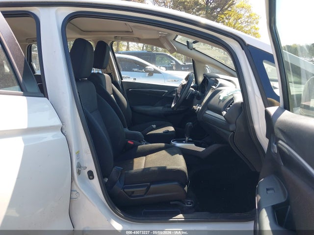 45073227 :رقم المزاد ، 3HGGK5H89FM759897 vin ، 2015 Honda Fit Ex/ex-l مزاد بيع