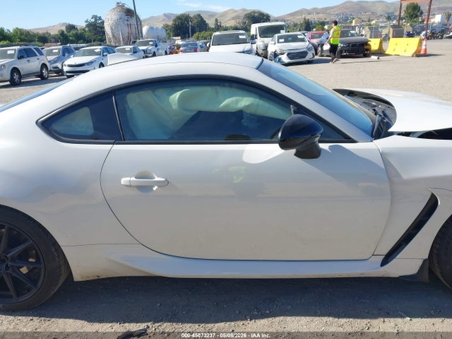 Toyota Gr86 Premium 2023 JF1ZNBE15P9766078 Image 13
