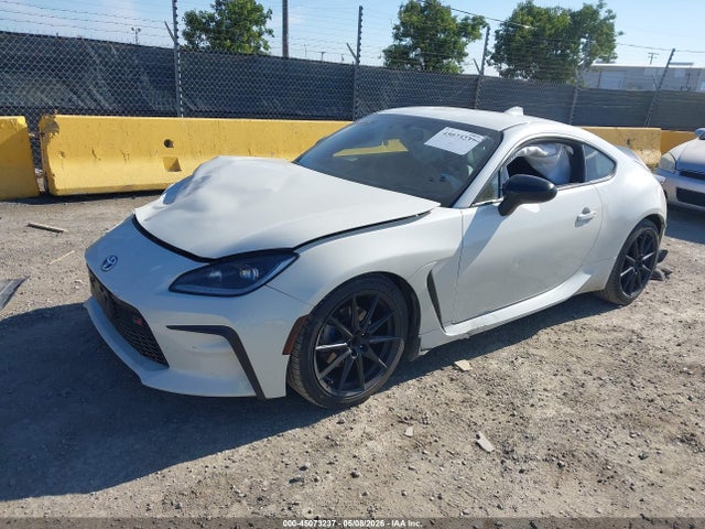 Toyota Gr86 Premium 2023 JF1ZNBE15P9766078 Image 2