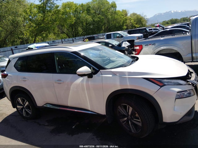JN8AT3CB9MW205947 Nissan Rogue Sl Intelligent Awd