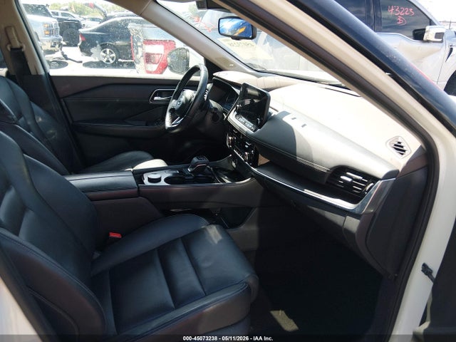 JN8AT3CB9MW205947 Nissan Rogue Sl Intelligent Awd