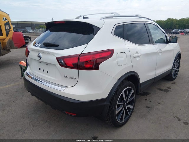 2018 Nissan Rogue Sport Sl მანქანა იყიდება აუქციონზე, vin: JN1BJ1CR6JW205099, აუქციონის ნომერი: 45073246