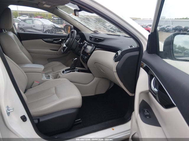 2018 Nissan Rogue Sport Sl მანქანა იყიდება აუქციონზე, vin: JN1BJ1CR6JW205099, აუქციონის ნომერი: 45073246