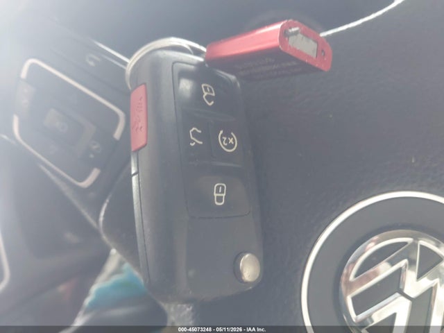 Продаж на аукціоні авто 2015 Volkswagen Passat 1.8t Sel Premium, vin: 1VWCT7A3XFC103193, номер лоту: 45073248