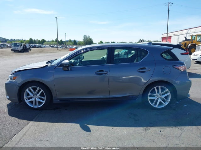 Lexus CT 200H 2016 JTHKD5BHXG2258939 Image 14
