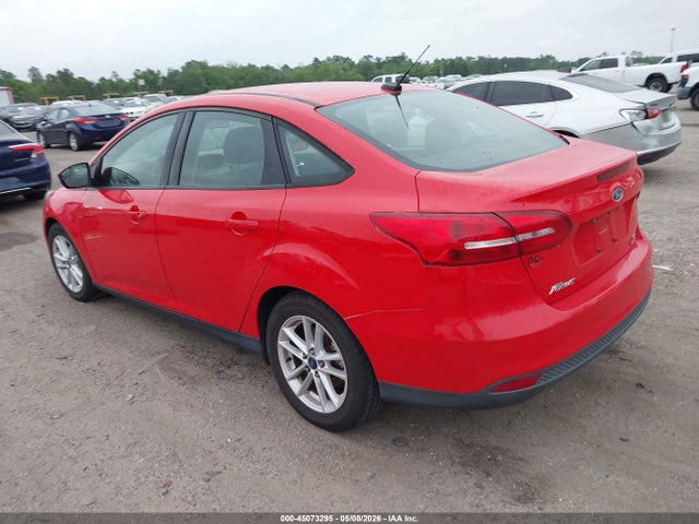 45073295 :رقم المزاد ، 1FADP3FE2HL338307 vin ، 2017 Ford Focus Se مزاد بيع