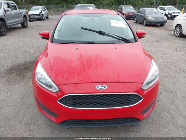 45073295 :رقم المزاد ، 1FADP3FE2HL338307 vin ، 2017 Ford Focus Se مزاد بيع