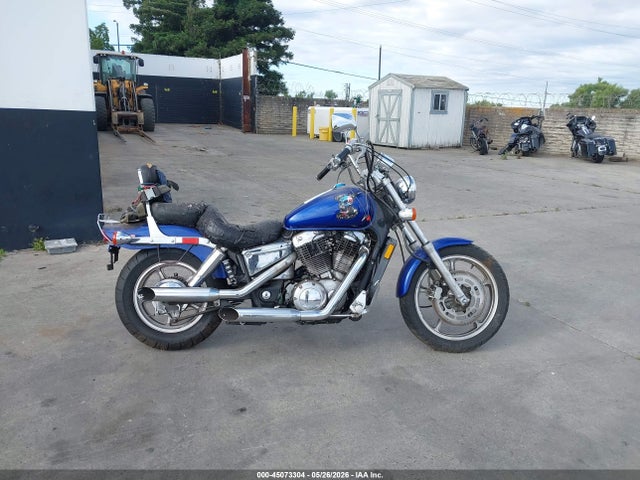 2001 Honda Vt1100 C მანქანა იყიდება აუქციონზე, vin: 1HFSC18131A500173, აუქციონის ნომერი: 45073304