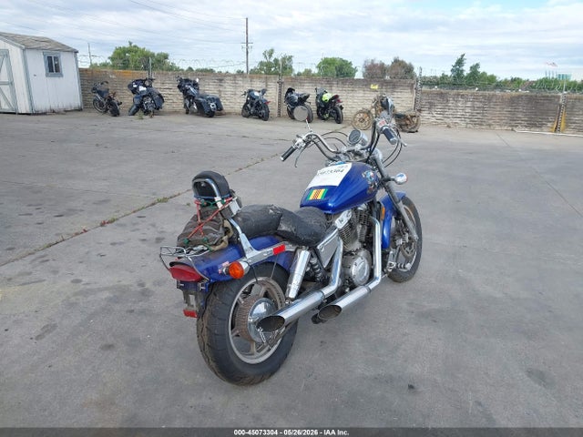 2001 Honda Vt1100 C მანქანა იყიდება აუქციონზე, vin: 1HFSC18131A500173, აუქციონის ნომერი: 45073304