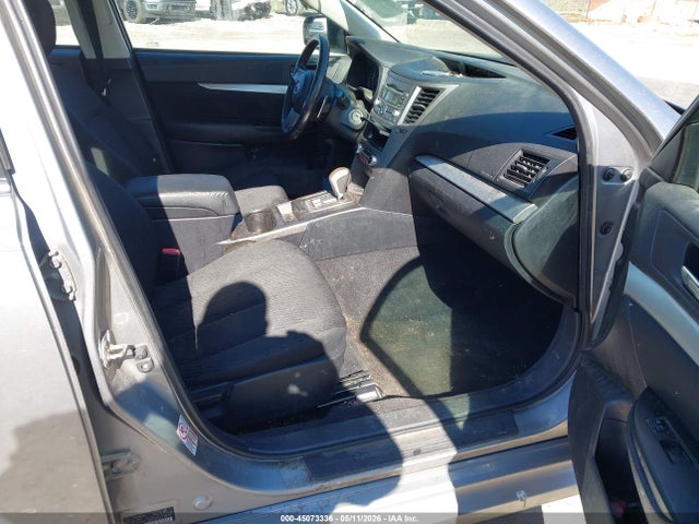 45073336 :رقم المزاد ، 4S3BMCB66B3236489 vin ، 2011 Subaru Legacy 2.5i Premium مزاد بيع
