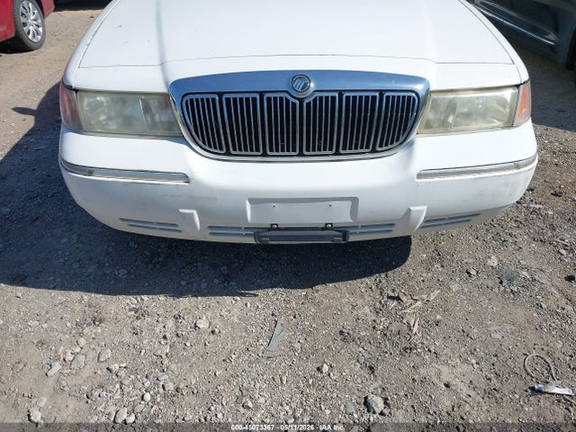2001 Mercury Grand Marquis Gs მანქანა იყიდება აუქციონზე, vin: 2MEFM74W81X646197, აუქციონის ნომერი: 45073367