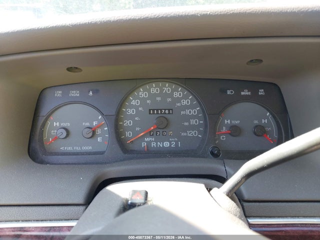 2001 Mercury Grand Marquis Gs მანქანა იყიდება აუქციონზე, vin: 2MEFM74W81X646197, აუქციონის ნომერი: 45073367