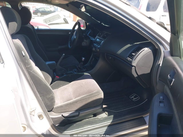 2005 Honda Accord 2.4 Lx მანქანა იყიდება აუქციონზე, vin: 1HGCM55495A052353, აუქციონის ნომერი: 45073391