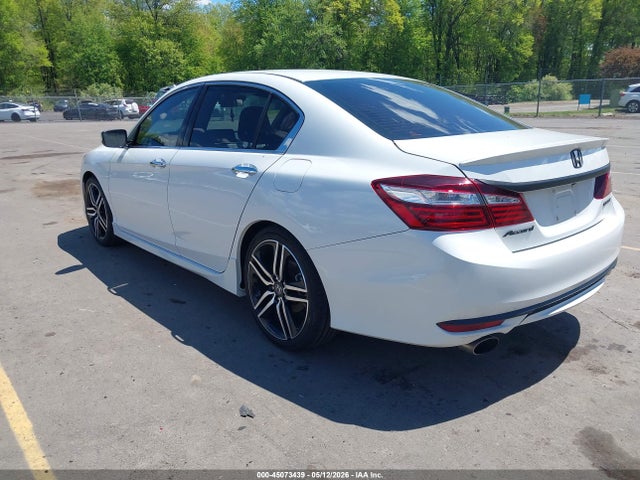 45073439 :رقم المزاد ، 1HGCR2F64GA135207 vin ، 2016 Honda Accord Sport مزاد بيع