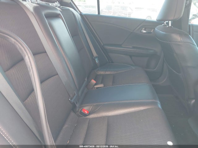 45073439 :رقم المزاد ، 1HGCR2F64GA135207 vin ، 2016 Honda Accord Sport مزاد بيع