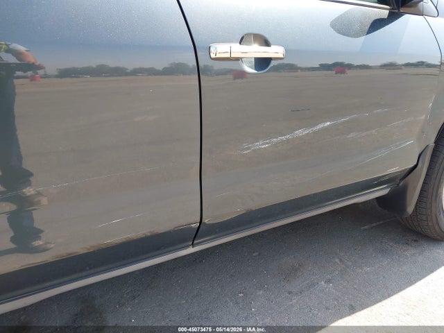 45073475 :رقم المزاد ، 2HNYD18845H506435 vin ، 2005 Acura Mdx مزاد بيع