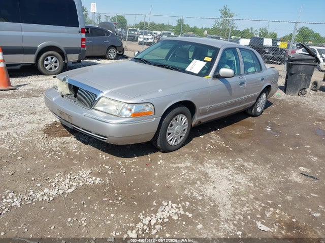 Продажа на аукционе авто 2004 Mercury Grand Marquis Gs, vin: 2MEFM74W04X652595, номер лота: 45073477