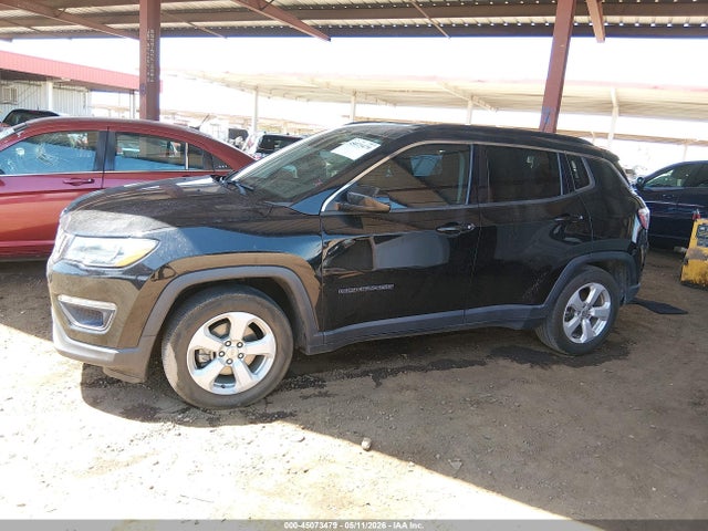 3C4NJCBB1KT855623 Jeep Compass Latitude Fwd
