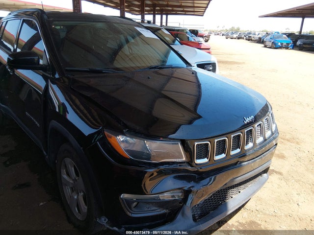 3C4NJCBB1KT855623 Jeep Compass Latitude Fwd