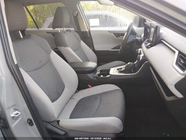 2021 Toyota Rav4 Xle მანქანა იყიდება აუქციონზე, vin: 2T3P1RFV6MW182520, აუქციონის ნომერი: 45073500