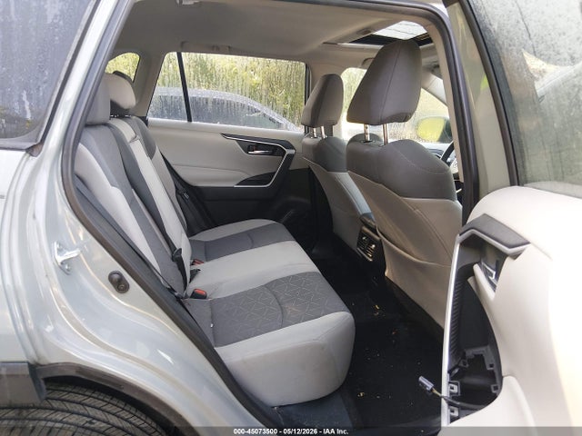 2021 Toyota Rav4 Xle მანქანა იყიდება აუქციონზე, vin: 2T3P1RFV6MW182520, აუქციონის ნომერი: 45073500