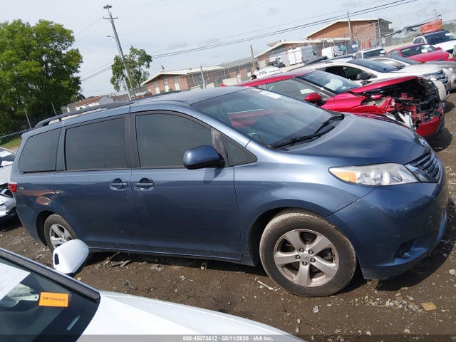 Toyota Sienna Le 8 Passenger 2015 5TDKK3DC6FS650725 Image 13