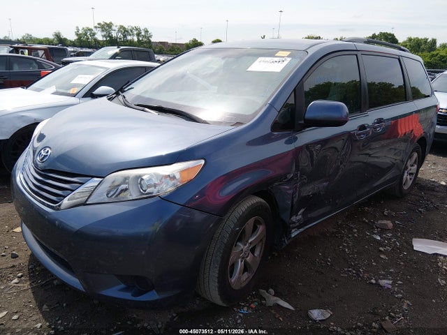 Toyota Sienna Le 8 Passenger 2015 5TDKK3DC6FS650725 Image 2