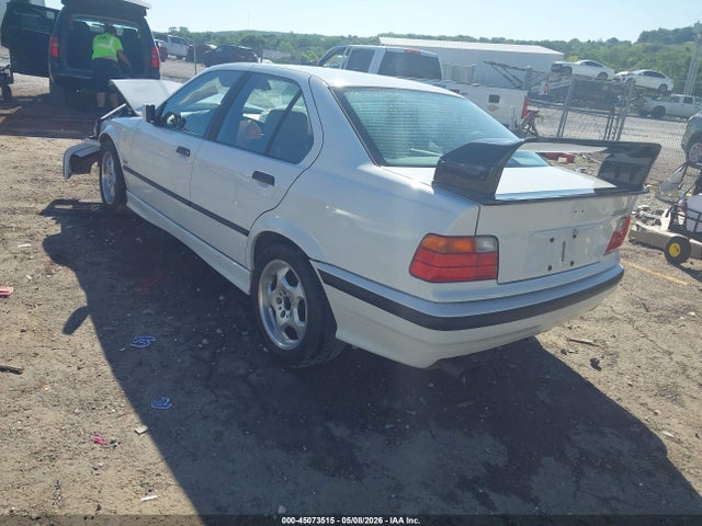 45073515 :رقم المزاد ، WBACD432XWAV58475 vin ، 1998 Bmw 328i مزاد بيع