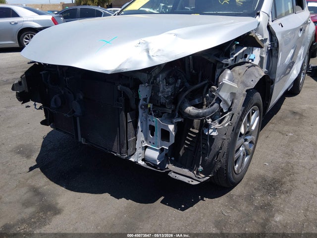 JTJBJRBZ6F2027011 Lexus NX 300H