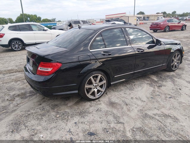 Aukcja sprzedaży 2014 Mercedes-benz C 250 Sport, vin: WDDGF4HB7EA955766, numer aukcji: 45073569
