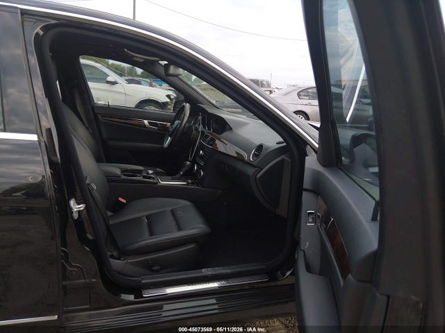 Aukcja sprzedaży 2014 Mercedes-benz C 250 Sport, vin: WDDGF4HB7EA955766, numer aukcji: 45073569