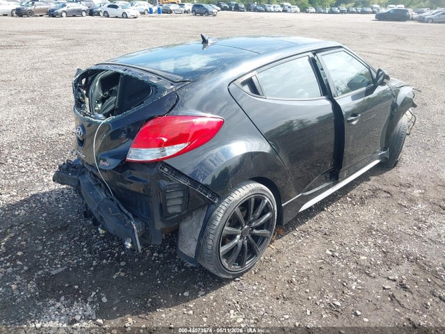 45073574 :رقم المزاد ، KMHTC6AE8FU231291 vin ، 2015 Hyundai Veloster Turbo مزاد بيع