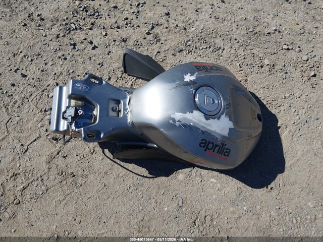 2021 Aprilia Rsv4 1100 მანქანა იყიდება აუქციონზე, vin: ZD4KYUA02MS000040, აუქციონის ნომერი: 45073647
