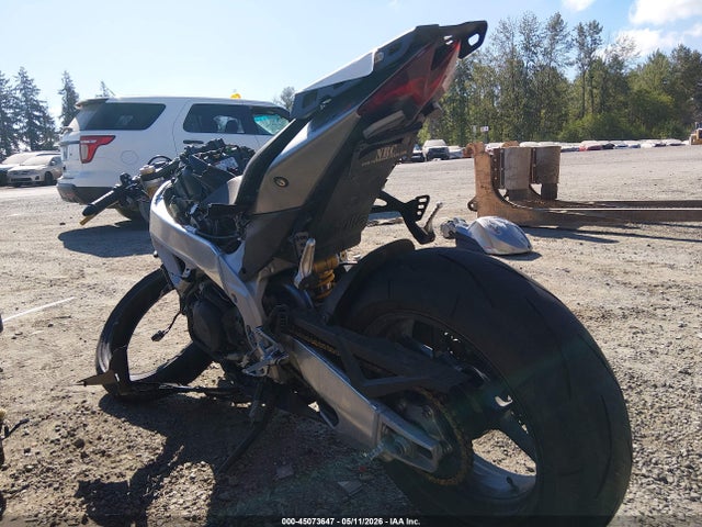2021 Aprilia Rsv4 1100 მანქანა იყიდება აუქციონზე, vin: ZD4KYUA02MS000040, აუქციონის ნომერი: 45073647