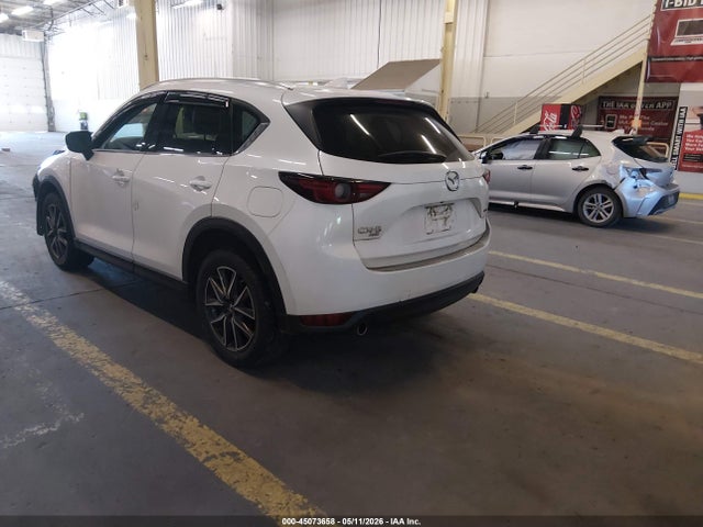 2020 Mazda Cx-5 Grand Touring მანქანა იყიდება აუქციონზე, vin: JM3KFBDMXL1830197, აუქციონის ნომერი: 45073658